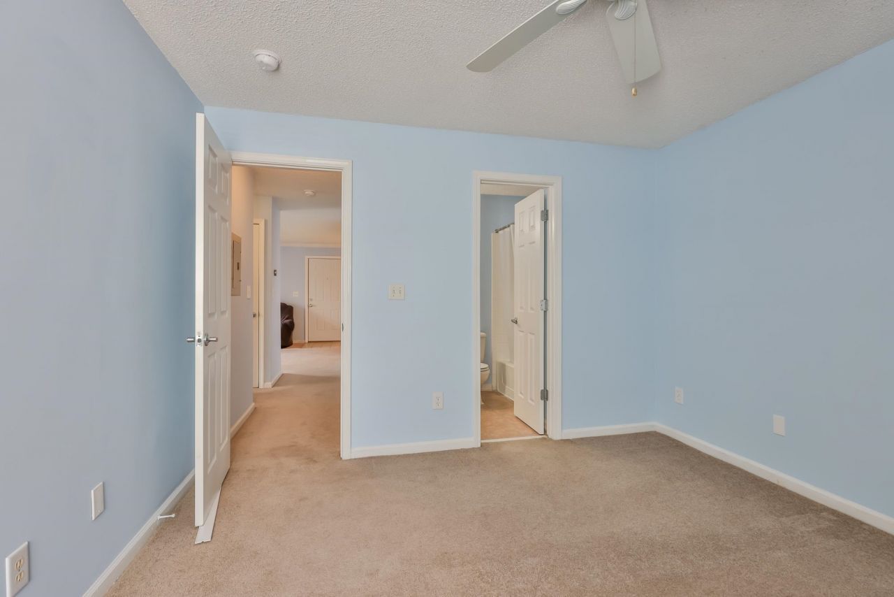 3795 Hitchcock Way  Photo 23