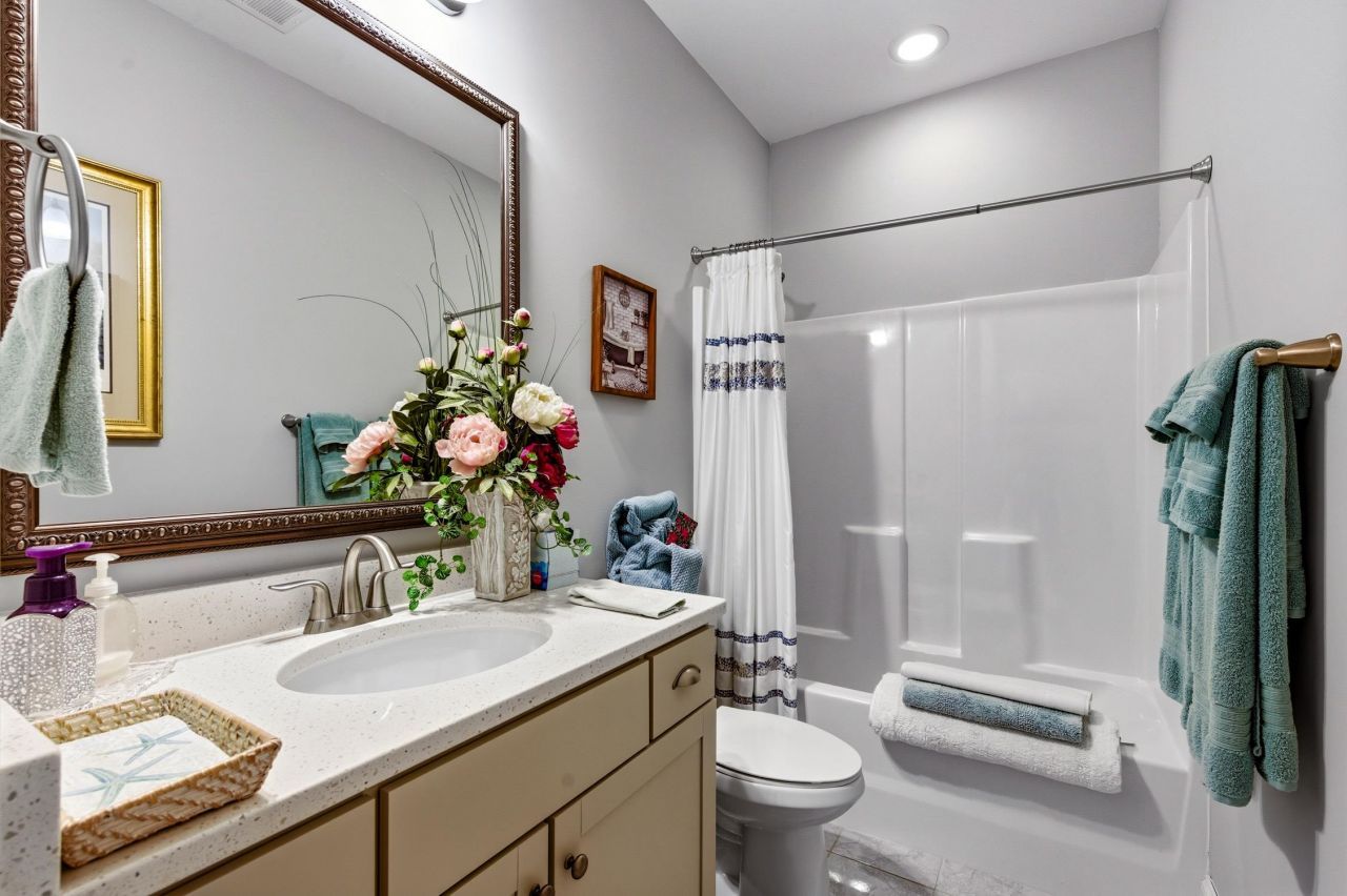 1203 Pyxie Moss Dr. Photo 18