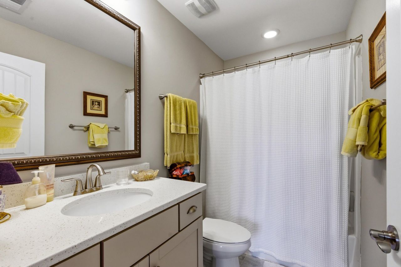 1203 Pyxie Moss Dr. Photo 27