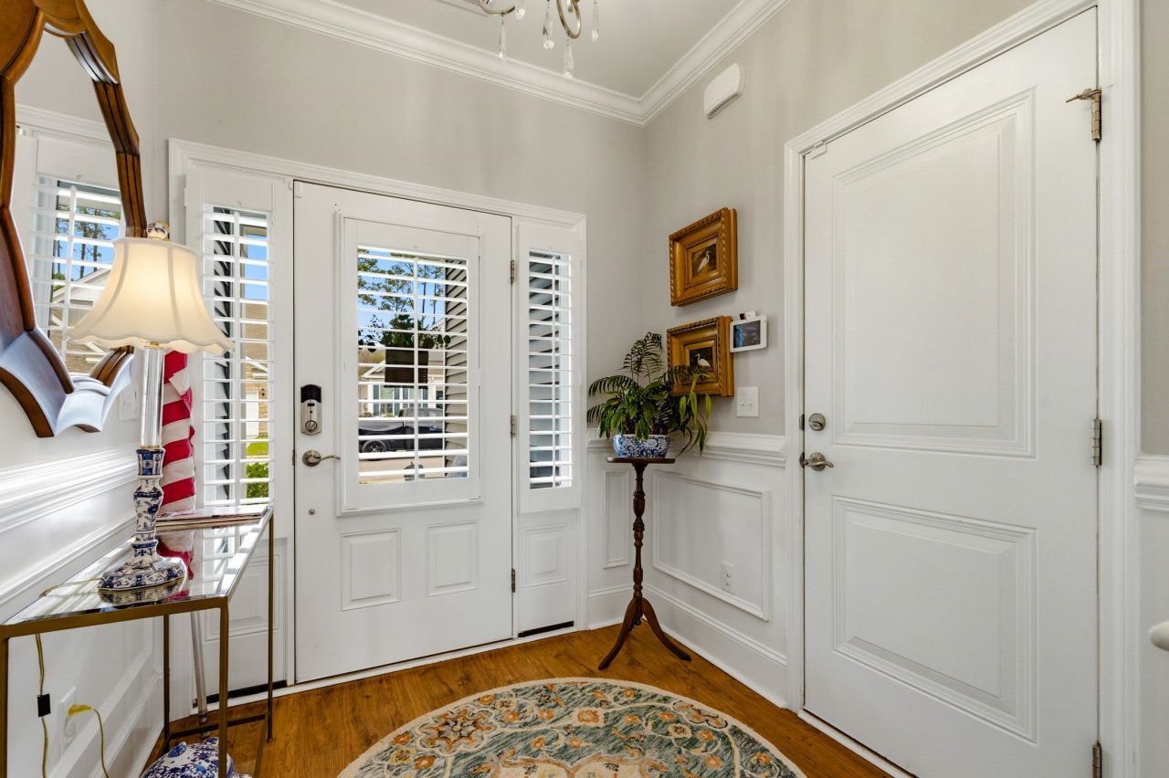 1203 Pyxie Moss Dr. Photo 5