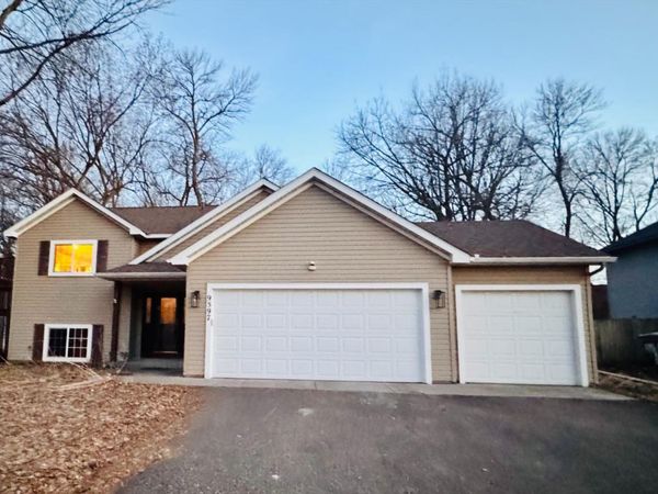 9597 Mill Trail Lane, Monticello, MN 55362