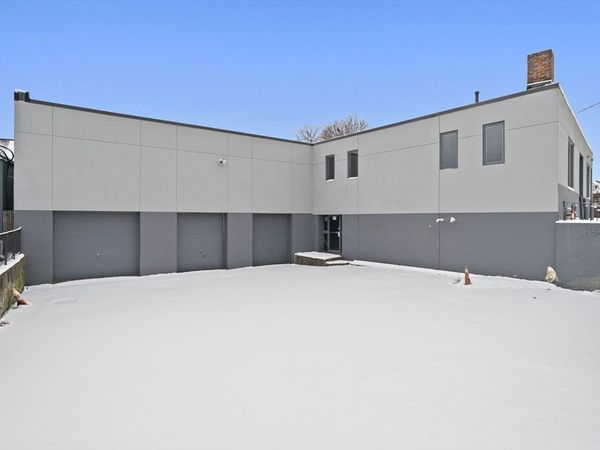 90 School, Quincy, MA 02169