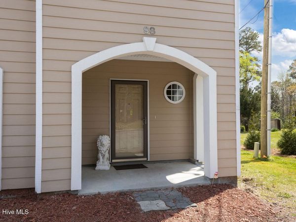 98 Mccain Lane, Unit 4, Swansboro, NC 28584