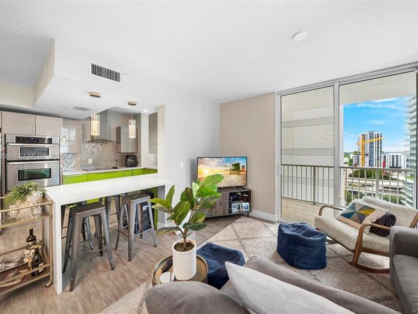 1250 S Miami Ave, Unit 1015, Miami, FL 33130