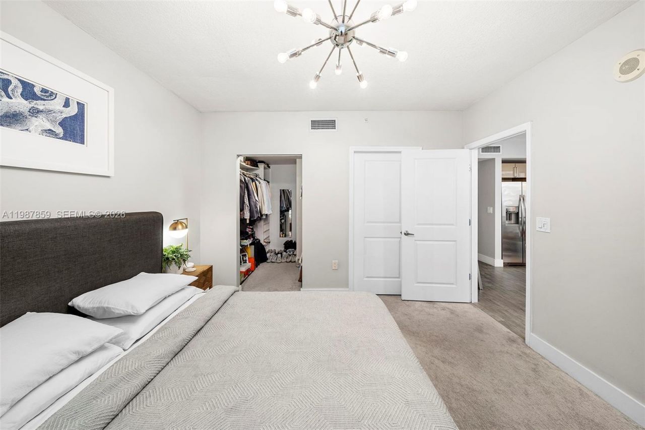 1250 S Miami Ave, Unit 1015, Miami, FL 33130 Photo