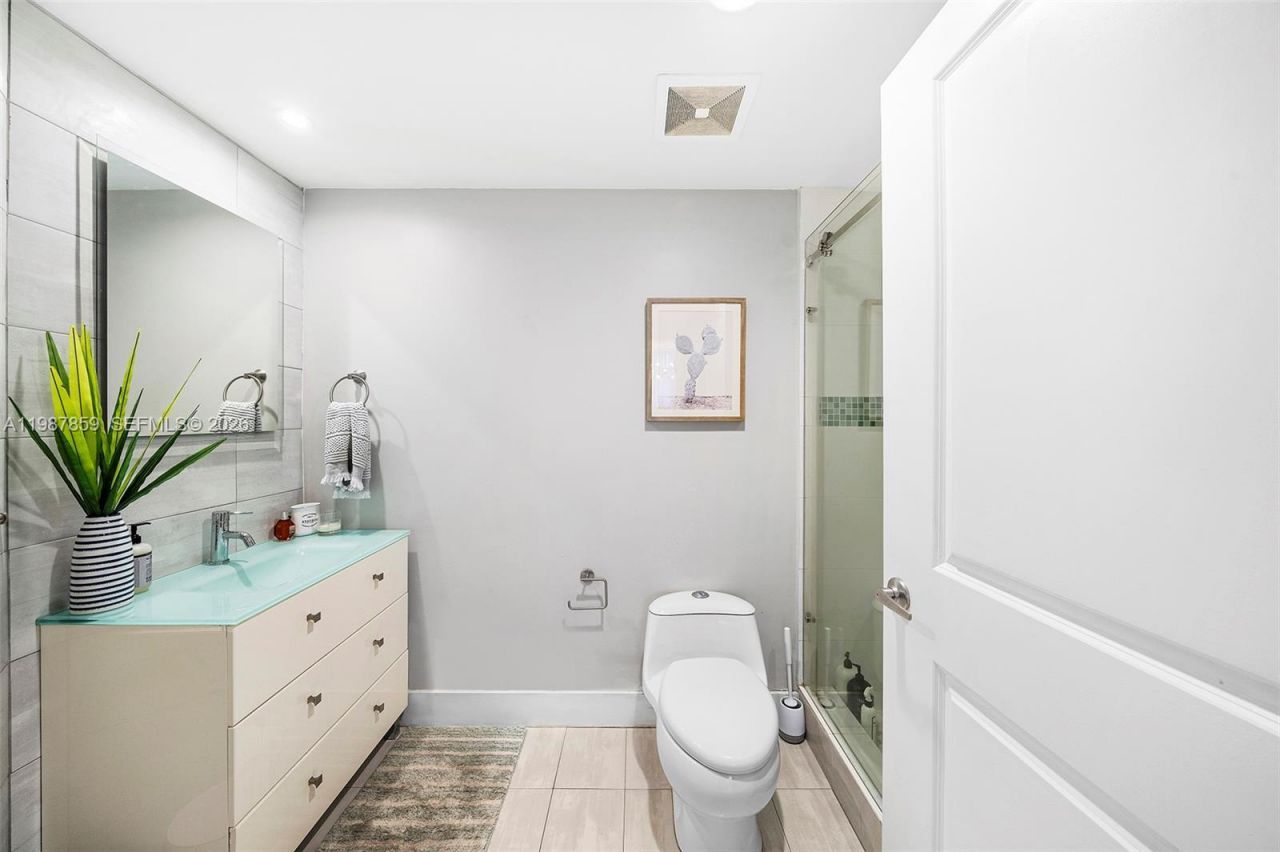 1250 S Miami Ave, Unit 1015, Miami, FL 33130 Photo