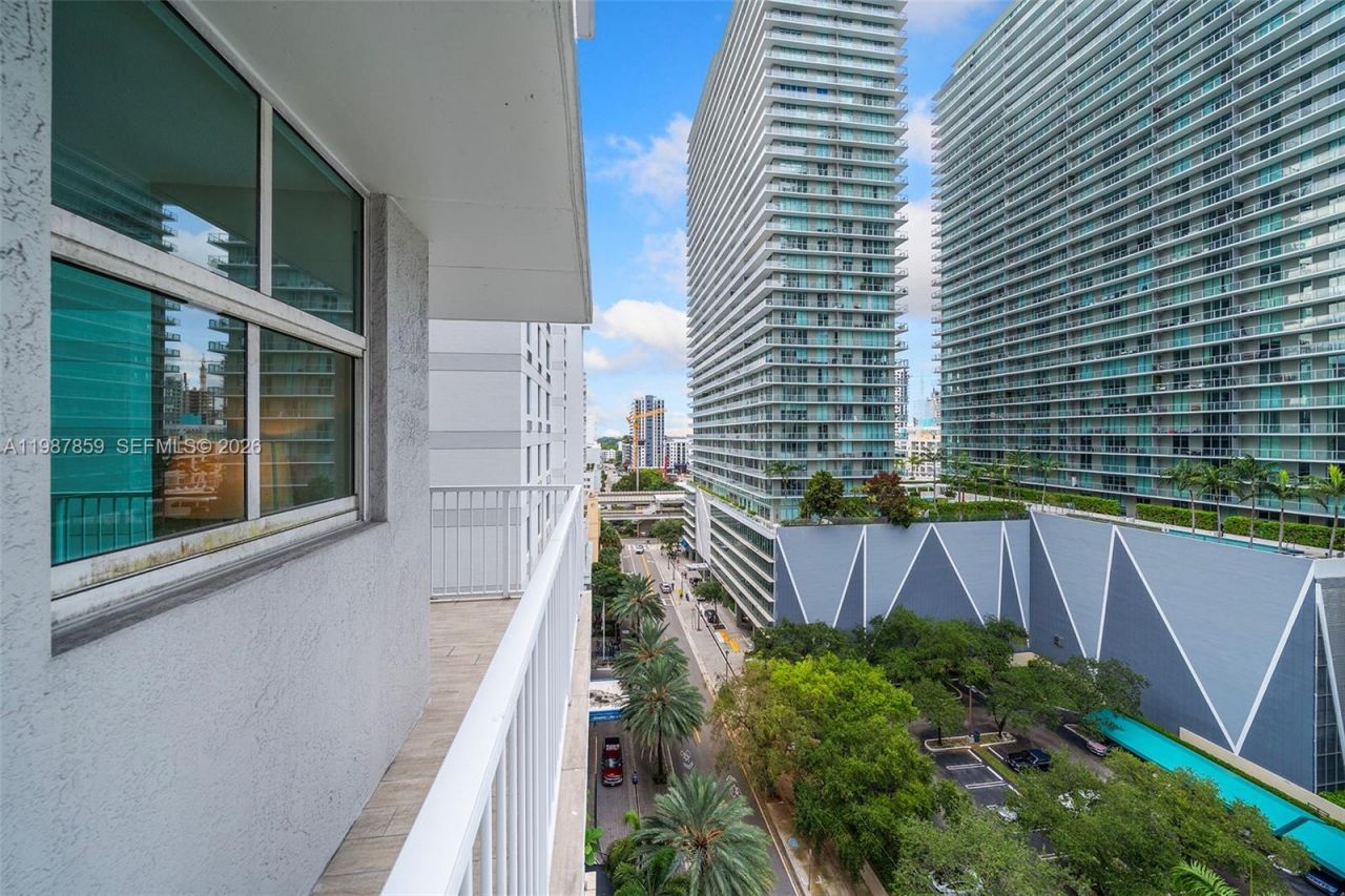 1250 S Miami Ave, Unit 1015, Miami, FL 33130 Photo