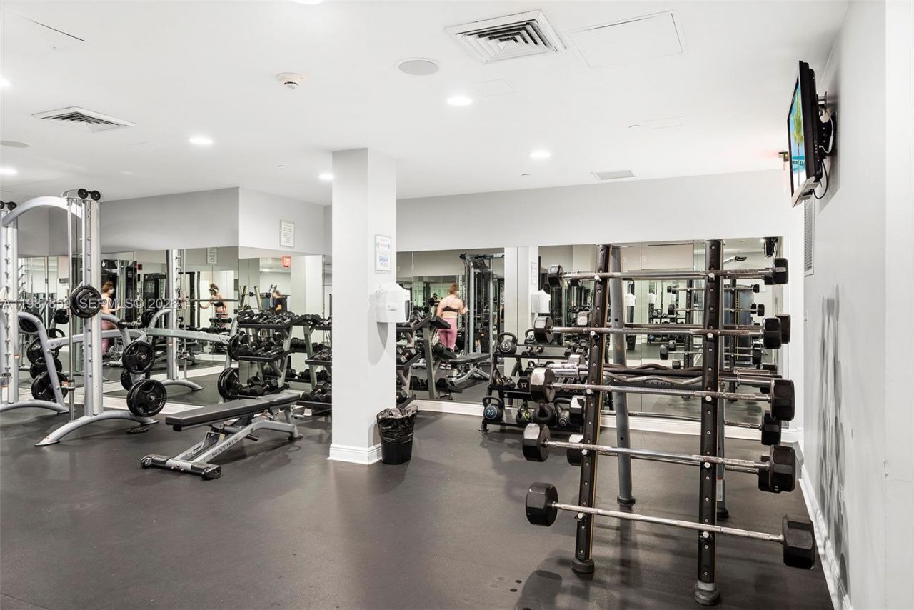 1250 S Miami Ave, Unit 1015, Miami, FL 33130 Photo