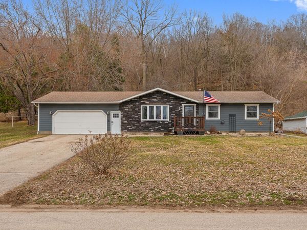 3611 Brook Ln, Holmen, WI 54650