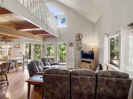 758 Yuroc, Dorrington, CA 95223 Photo