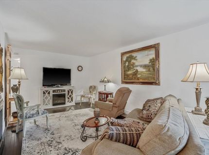 2424 Larkspur Ln #217, Unit 217, Sacramento, CA 95825 Photo