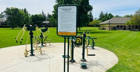 2424 Larkspur Ln #217, Unit 217, Sacramento, CA 95825 Photo