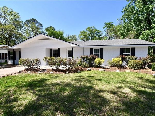 2818 WOODLAWN Drive, Alexandria, LA 71303