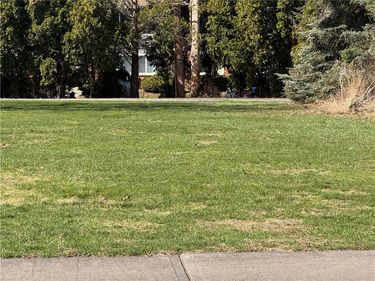 Sandoris Circle, Rochester, NY 14622