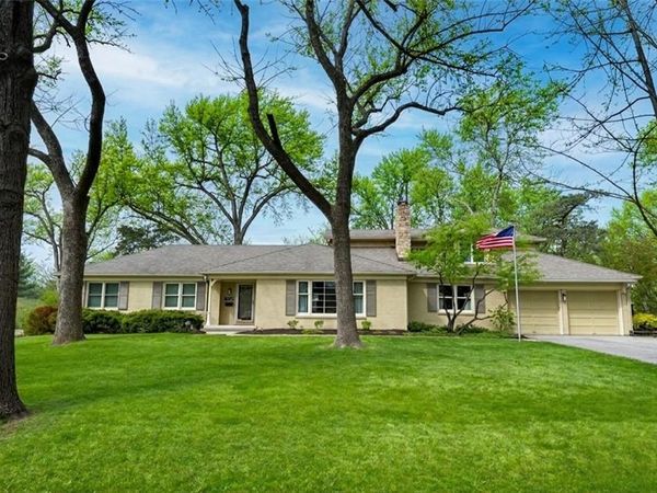9728 High Drive, Leawood, KS 66206