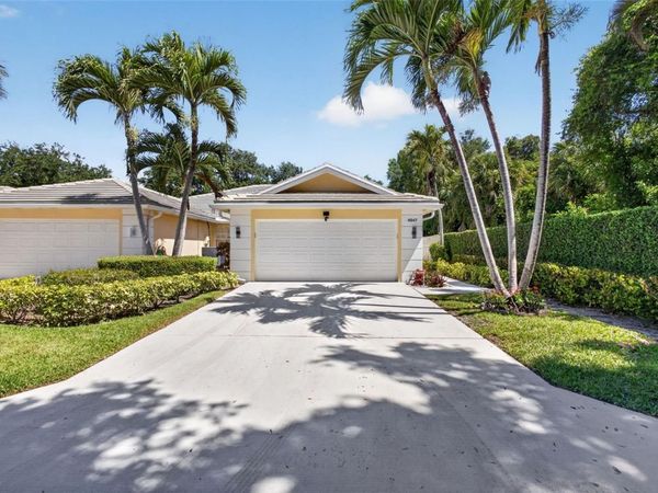4047 GROVE POINT ROAD, PALM BEACH GARDENS, FL 33410