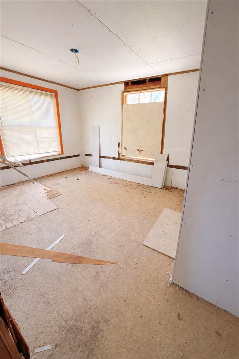 907 Gwendolynn Street , Avon Park, FL 33825 Photo