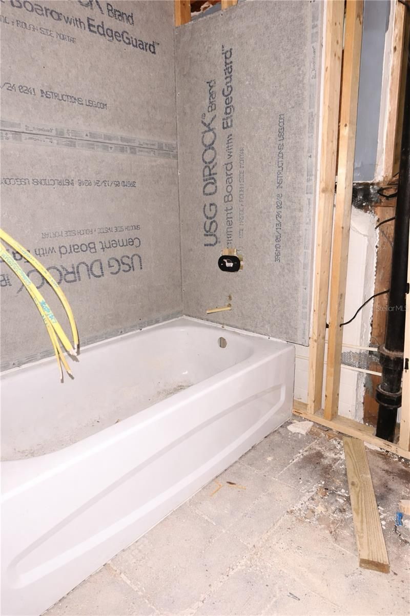 907 Gwendolynn Street , Avon Park, FL 33825 Photo