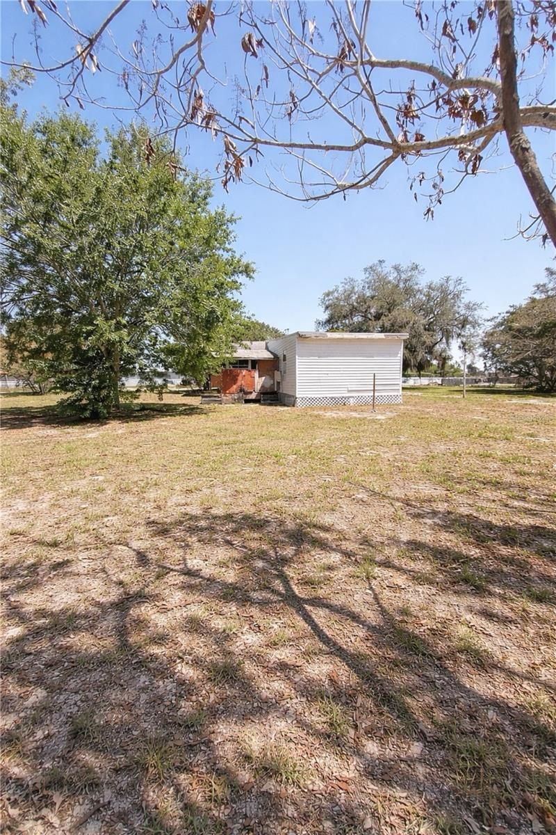 907 Gwendolynn Street , Avon Park, FL 33825 Photo