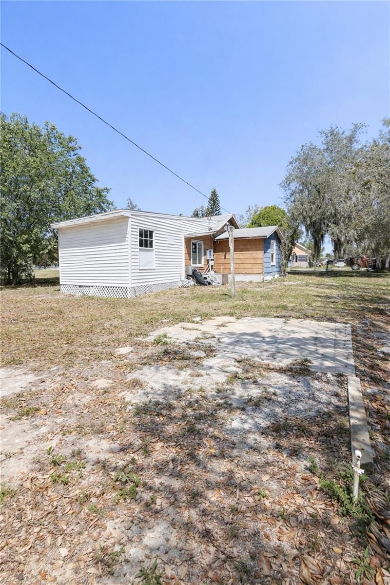 907 Gwendolynn Street , Avon Park, FL 33825 Photo