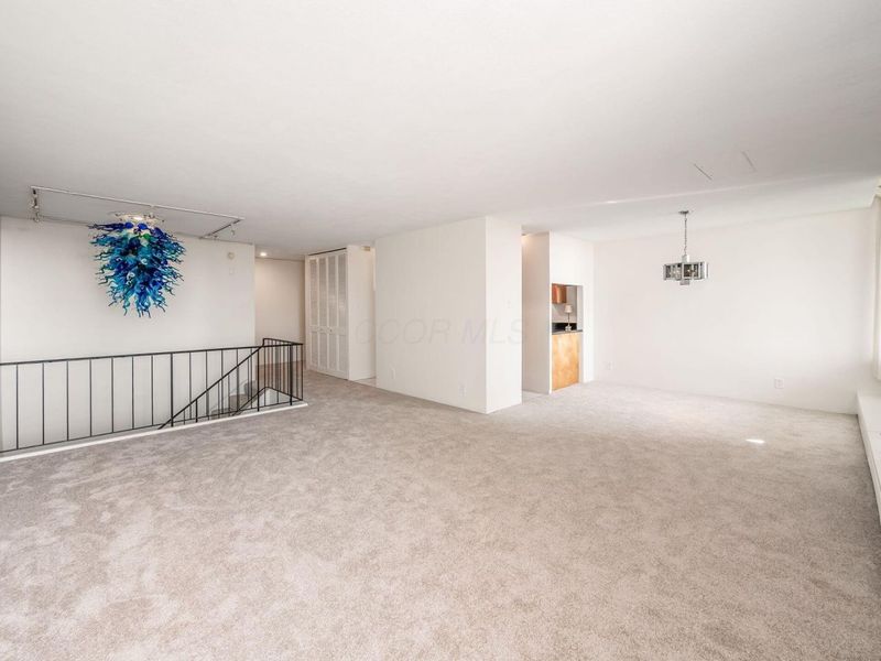 1000 Urlin Avenue, Unit 211, Columbus, OH 43212 Photo 10