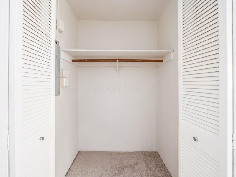 1000 Urlin Avenue, Unit 211, Columbus, OH 43212 Photo 18