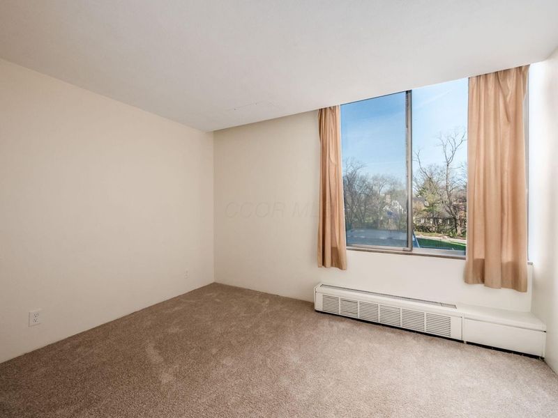 1000 Urlin Avenue, Unit 211, Columbus, OH 43212 Photo 25