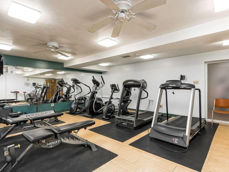 1000 Urlin Avenue, Unit 211, Columbus, OH 43212 Photo 29