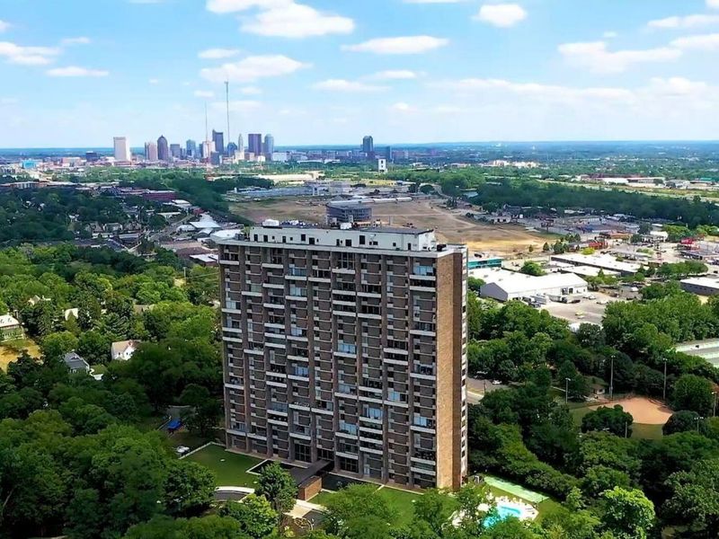 1000 Urlin Avenue, Unit 211, Columbus, OH 43212 Photo 32