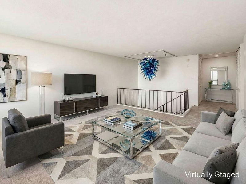 1000 Urlin Avenue, Unit 211, Columbus, OH 43212 Photo 4