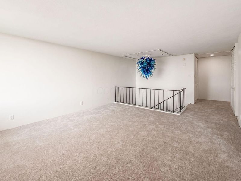 1000 Urlin Avenue, Unit 211, Columbus, OH 43212 Photo 5