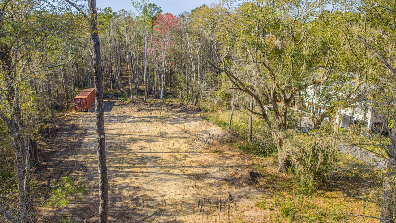 808 Society Road Photo 19