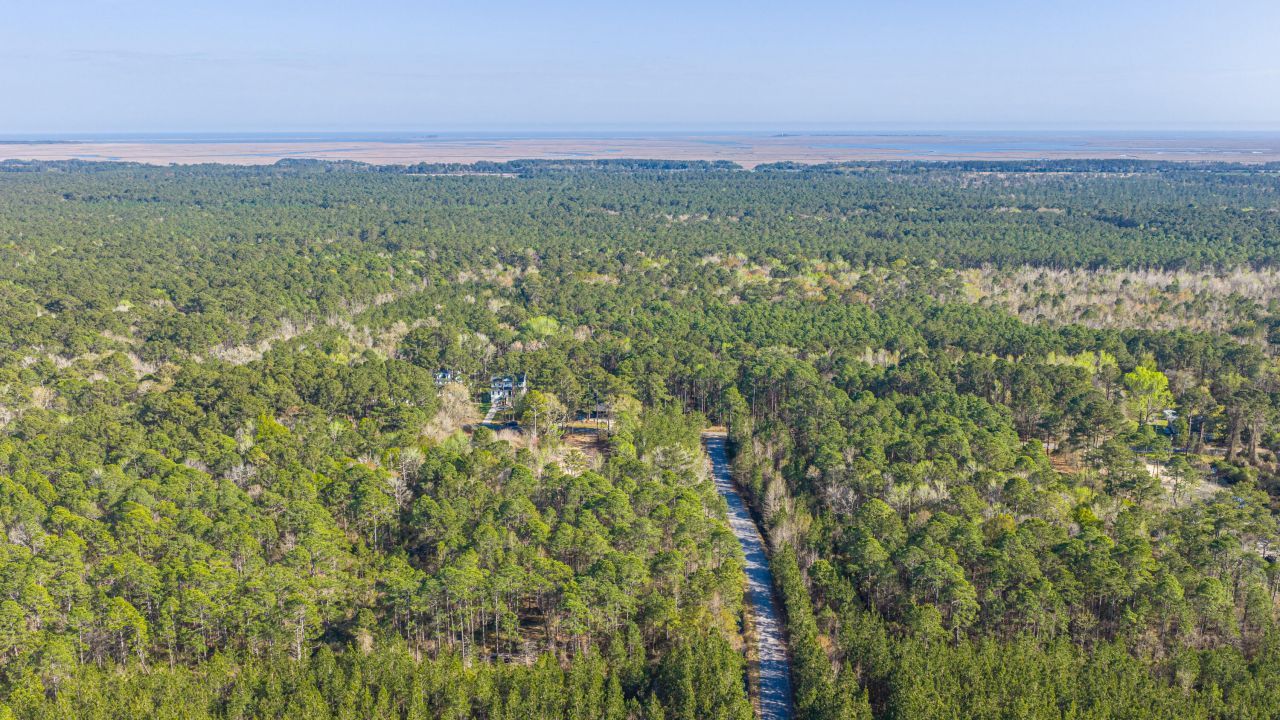 808 Society Road Photo 30