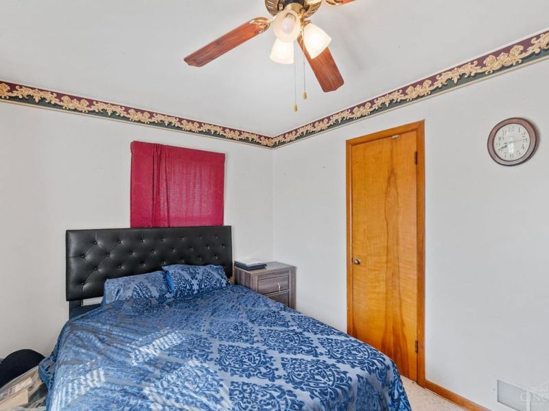 142 Barrington Drive, Hamilton, OH 45013 Photo 11