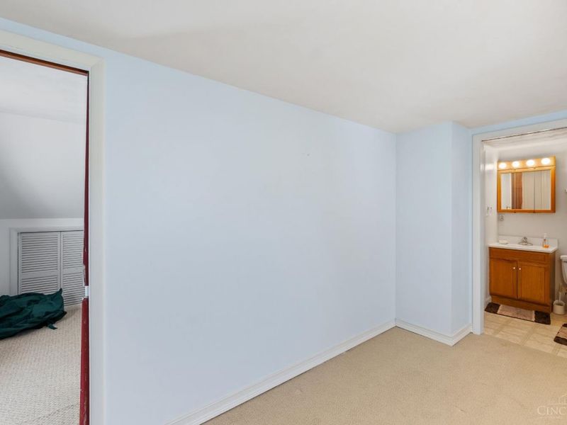 142 Barrington Drive, Hamilton, OH 45013 Photo 17