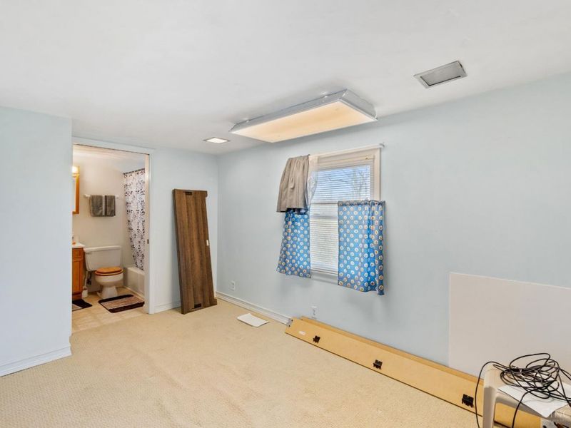 142 Barrington Drive, Hamilton, OH 45013 Photo 25