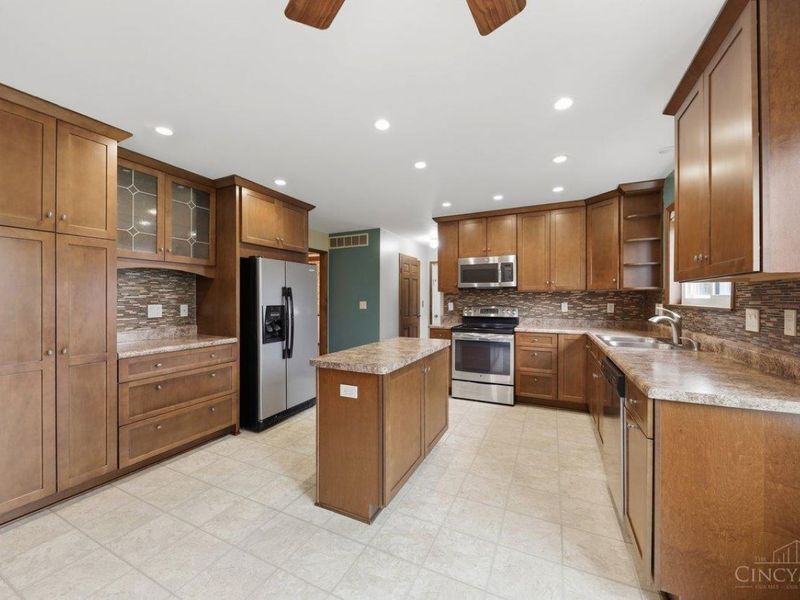 5604 Randy Drive, Fairfield, OH 45014 Photo 11