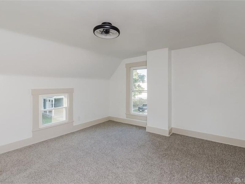 555 E Sycamore Street, Miamisburg, OH 45342 Photo 22