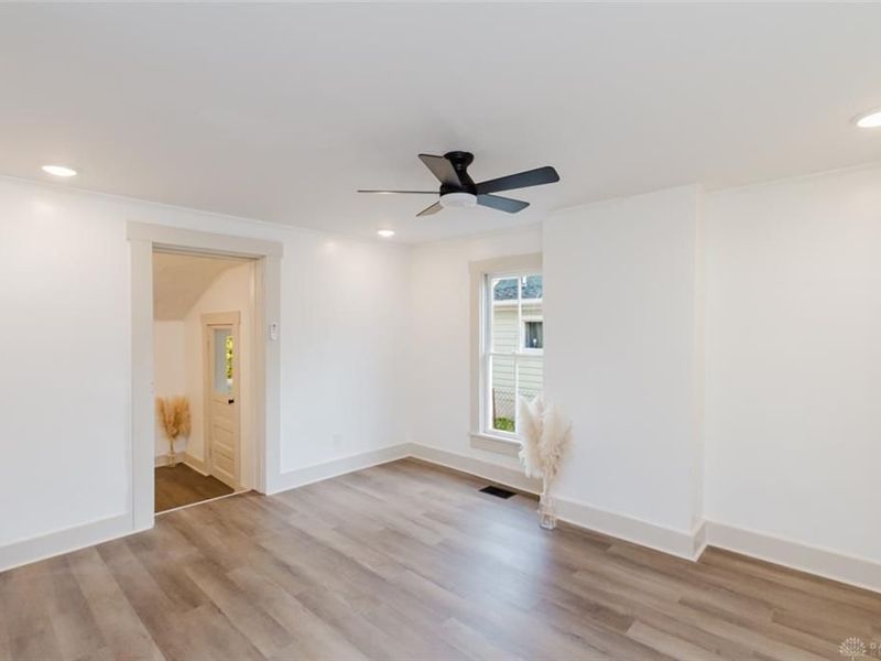 555 E Sycamore Street, Miamisburg, OH 45342 Photo 5