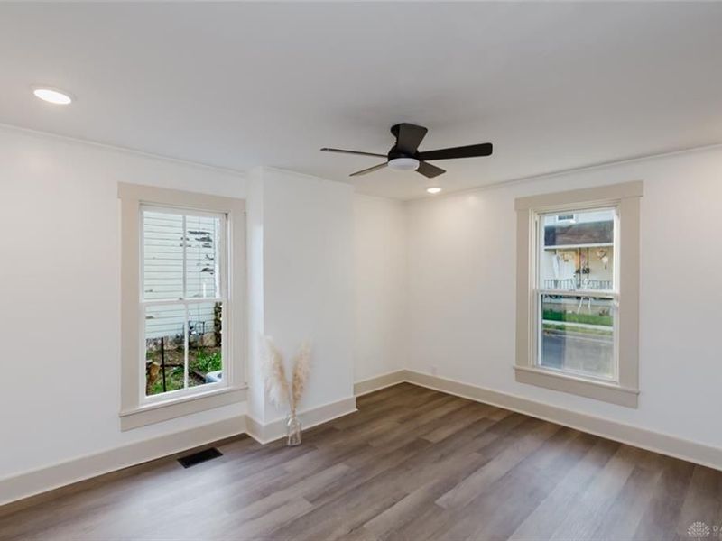 555 E Sycamore Street, Miamisburg, OH 45342 Photo 6