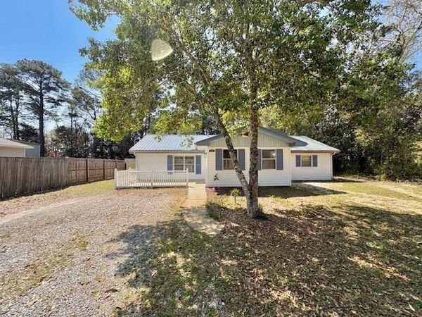 4254 Lancaster Drive, Niceville, FL 32578