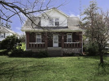 392-394 Lexington Road, Versailles, KY 40383