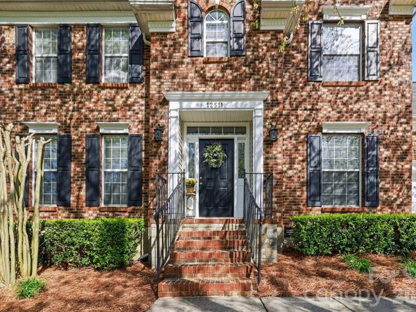 12511 Panthersville Drive, Charlotte, NC 28269