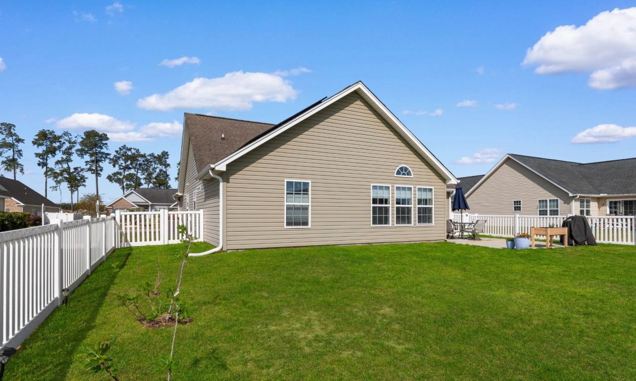 190 Camrose Way  Photo 25