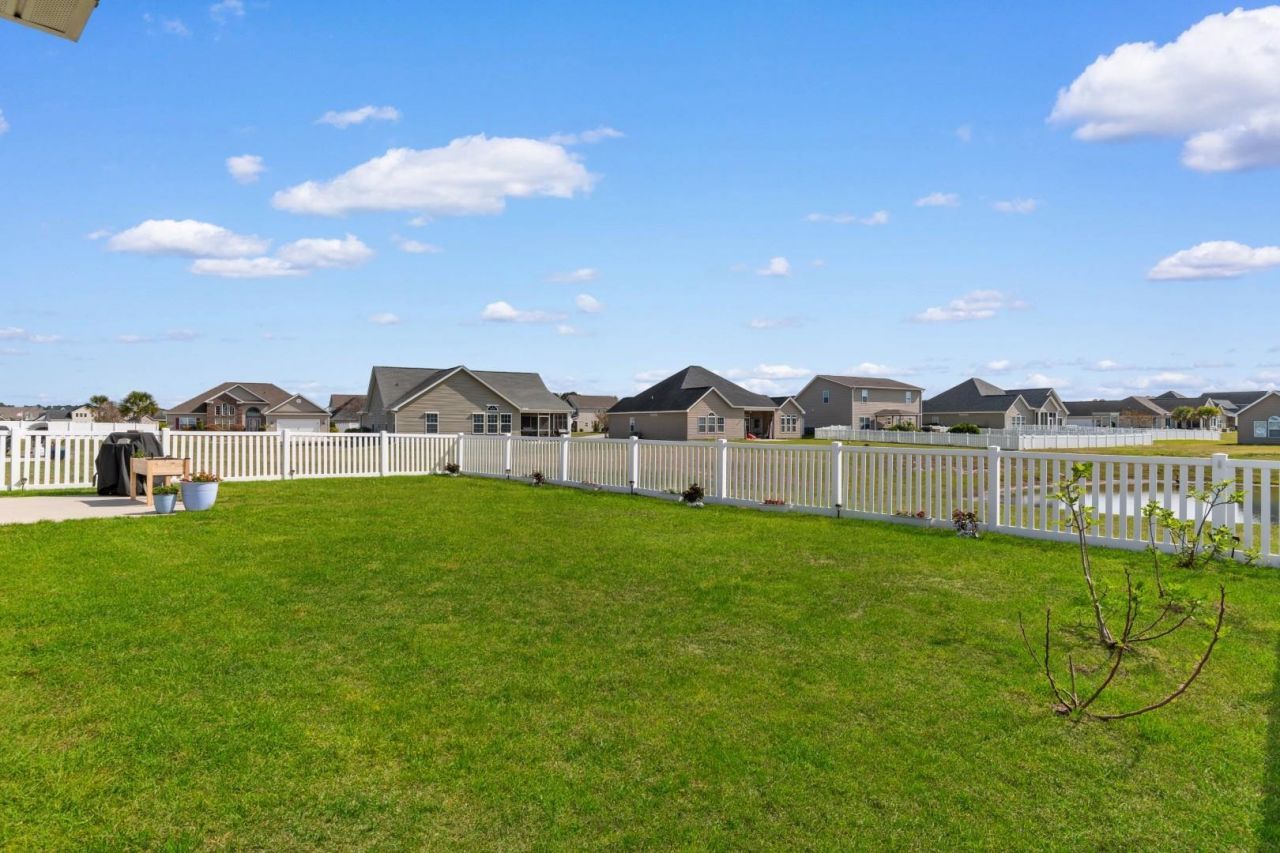 190 Camrose Way  Photo 27