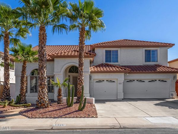 5845 W CHARTER OAK Road, Glendale, AZ 85304
