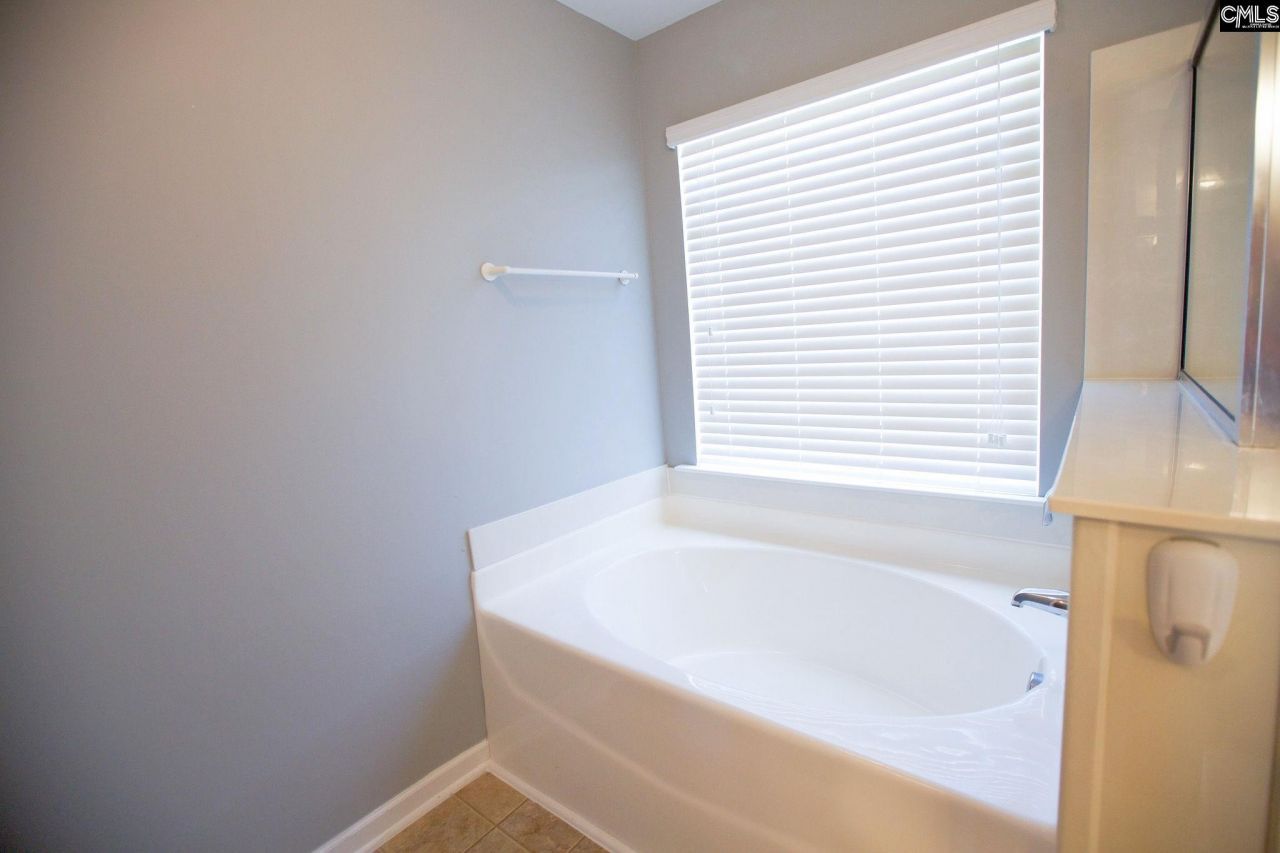 145 Stonemont Drive Photo 40