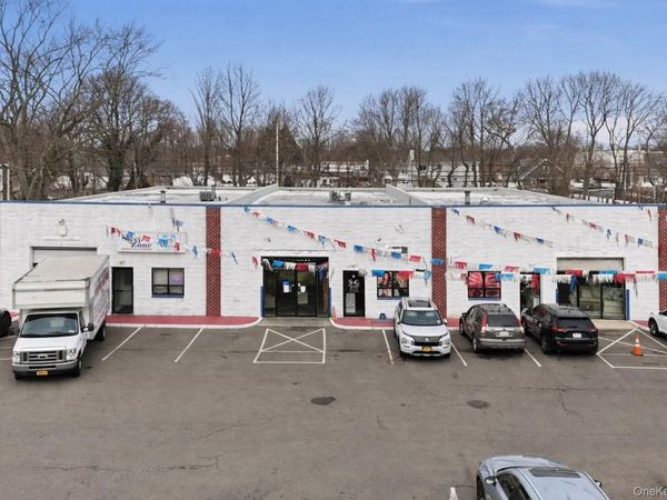 11 Pineaire Drive, Bay Shore, NY 11706