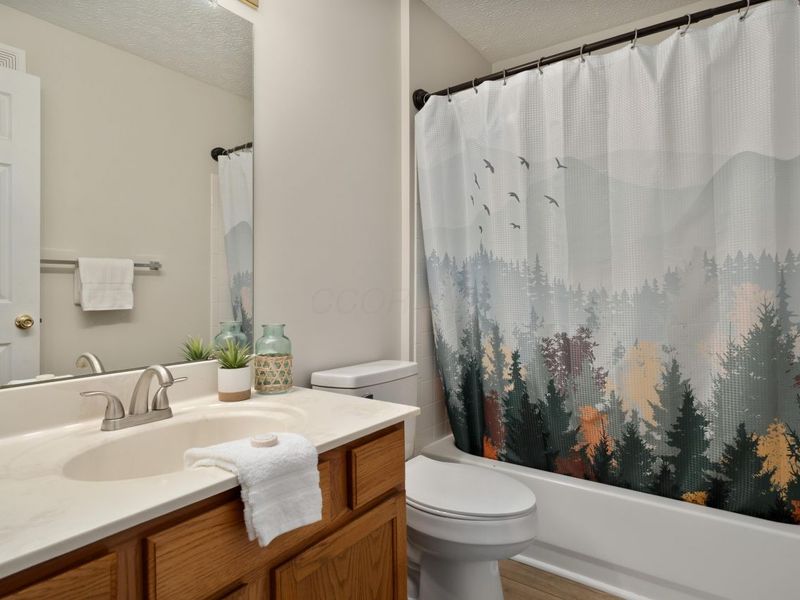 6729 Meadow Creek Drive , Unit 208, Columbus, OH 43235 Photo 22