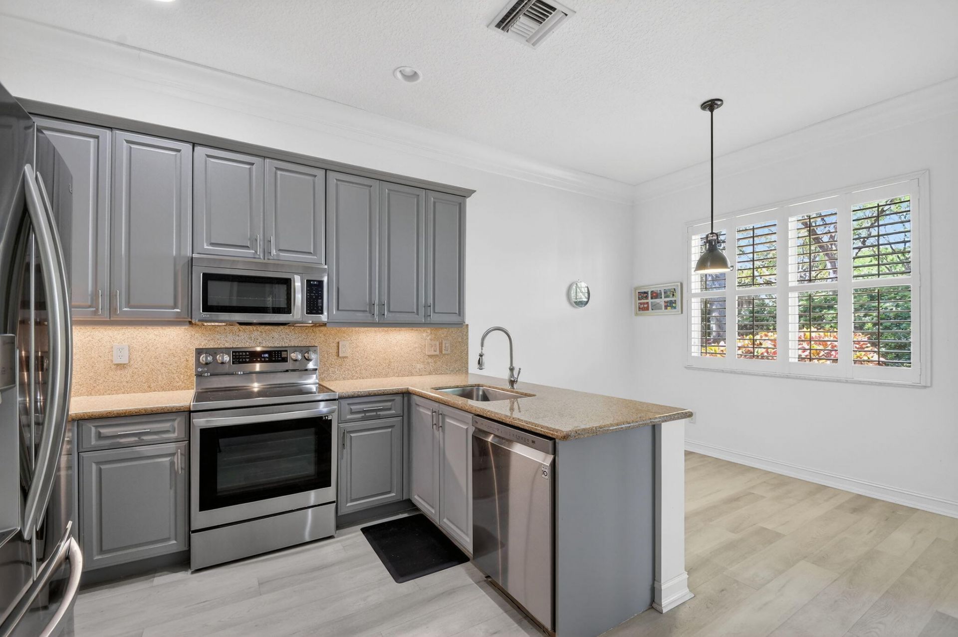 10849 Deer Park Lane, Boynton Beach, FL 33437 Photo